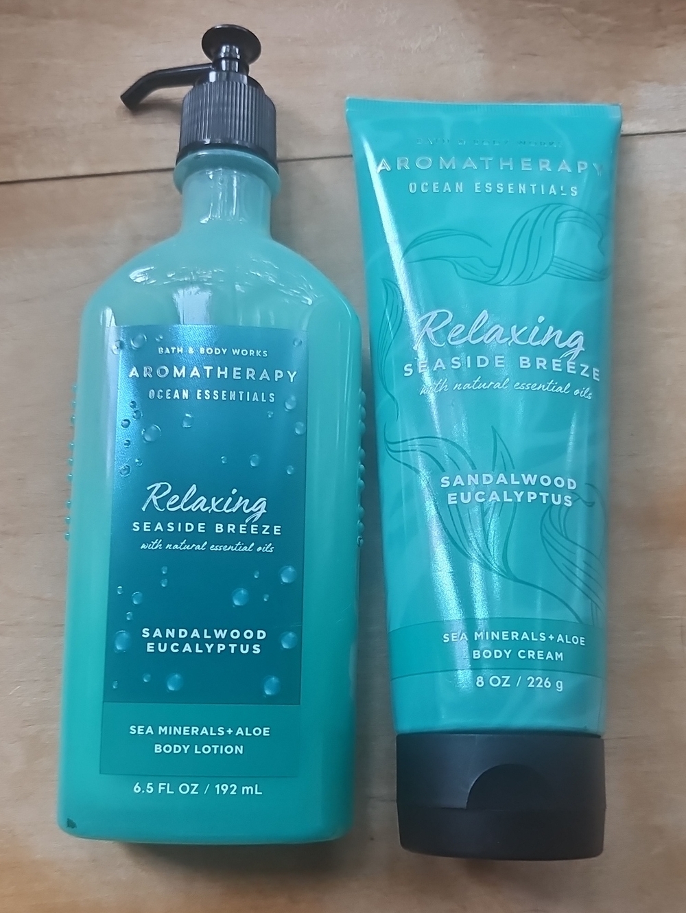 Bath & Body Works Relaxing SeasideBreeze Sandalwood Eucalyptus BodyLotion Bundle